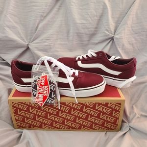 Vans Women's Ward Canvas Sneaker Burgandy Size 8